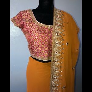 NEW !! Heavy stones saree size S-M